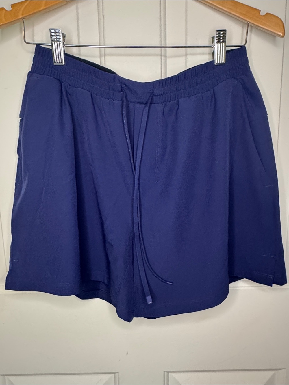 lululemon athletica Men’s Royal Blue Drawstring Athletic/ Swim Shorts
